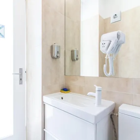 公寓 Liberdade - 7 Bedroom Lisboa